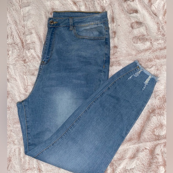 Pants - Plus Ripped Raw Hem Skinny Jeans